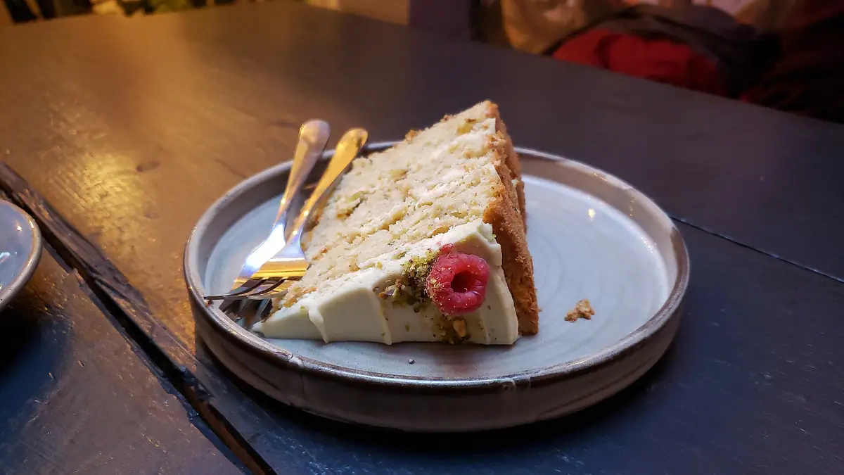 Liggy's Cake Company – cake maker in Hillfoot, Bearsden